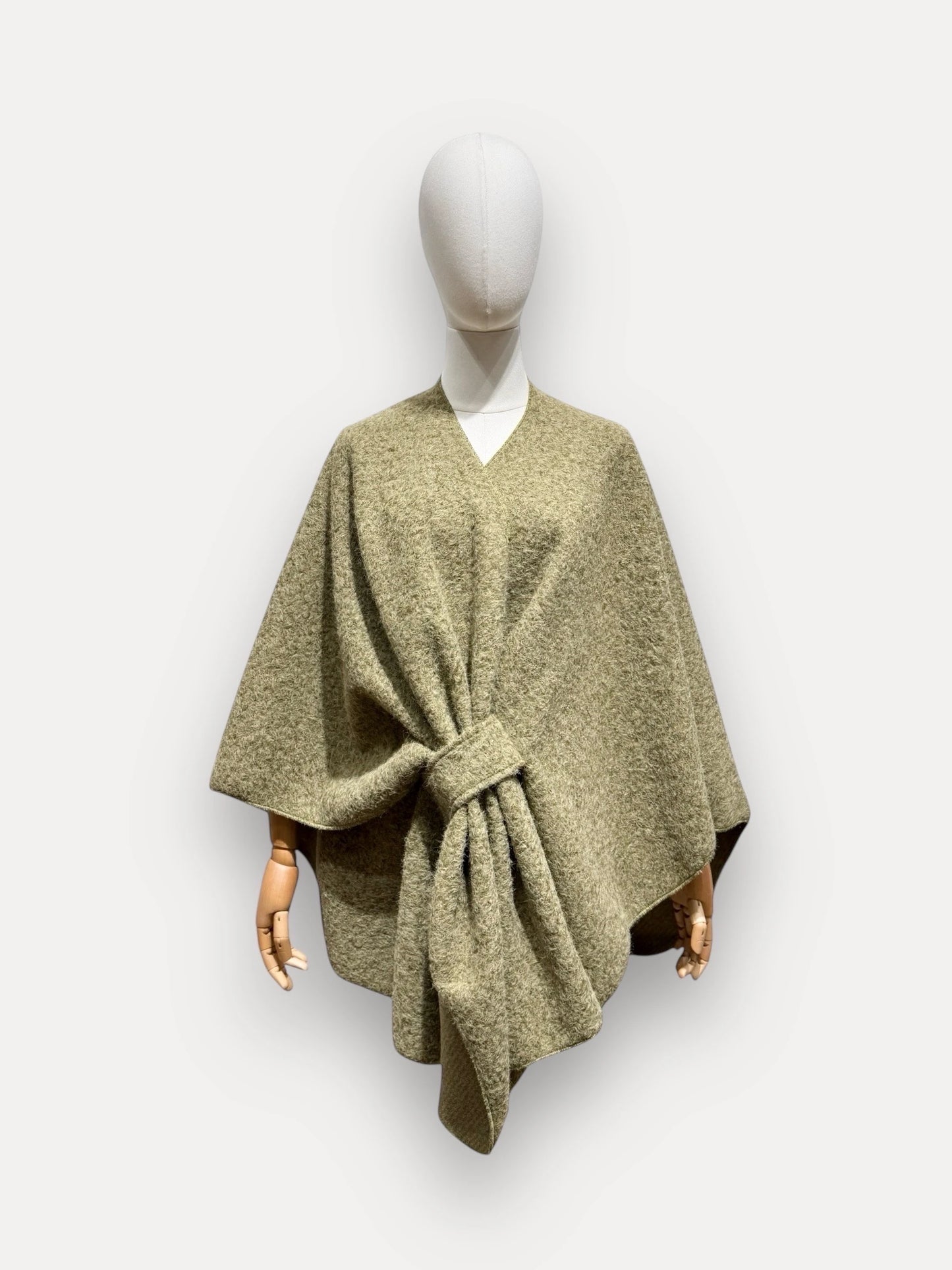 Cape poncho à noeud chic