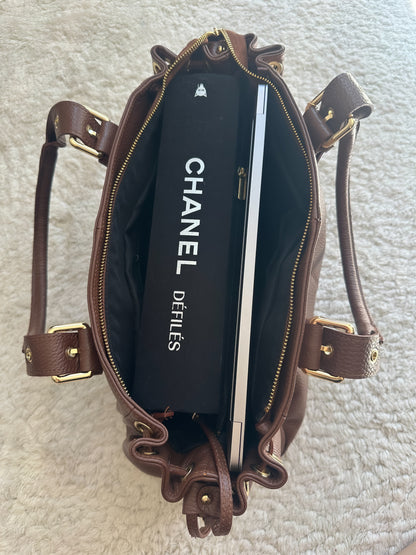 Stockholm Bag L - Grained brown leather