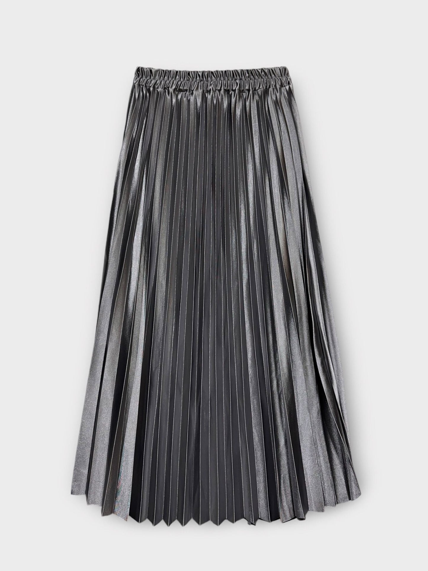 Long pleated skirt