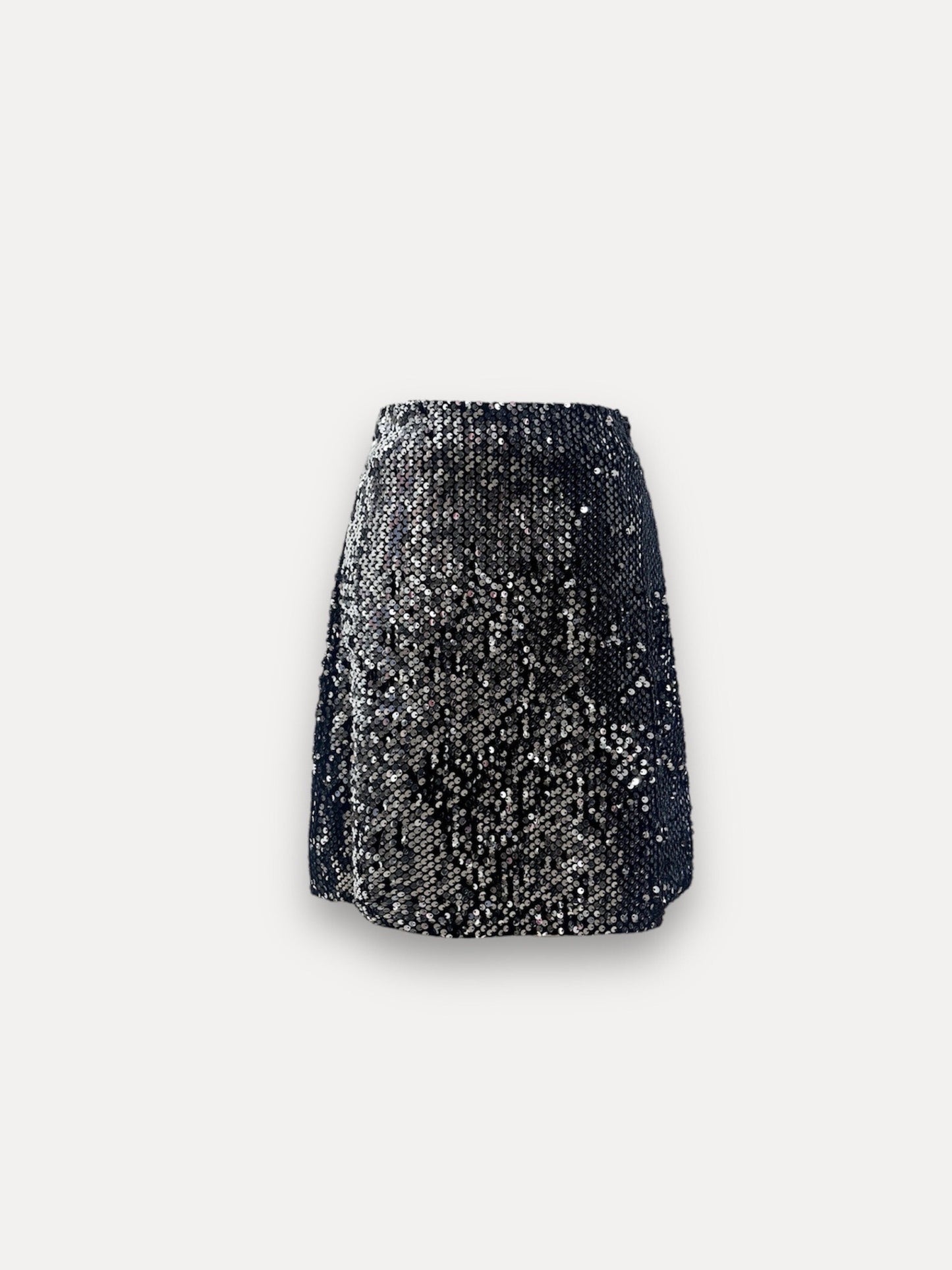 Short straight skirt with slit in sequined velvet