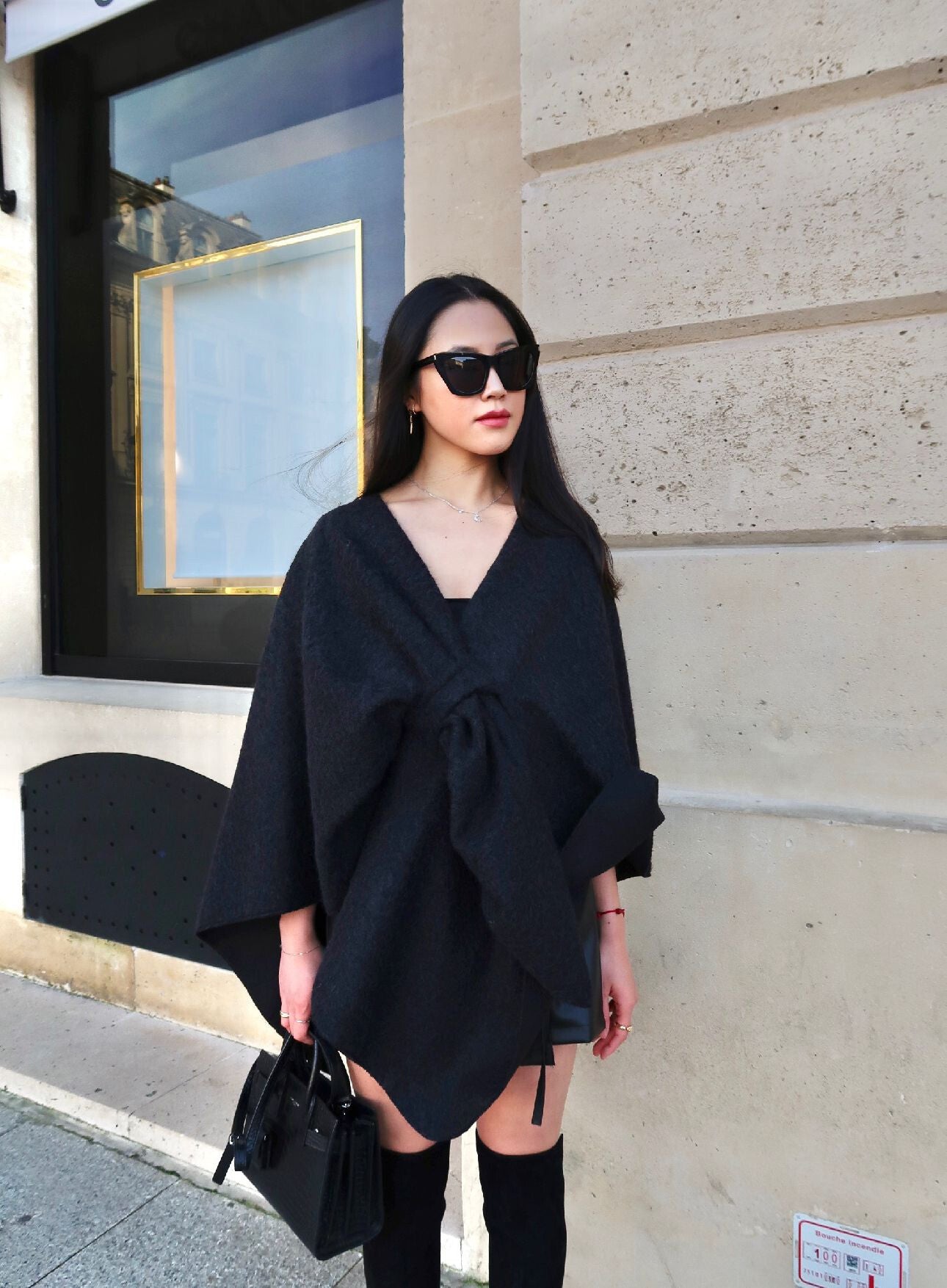 Cape poncho à noeud chic